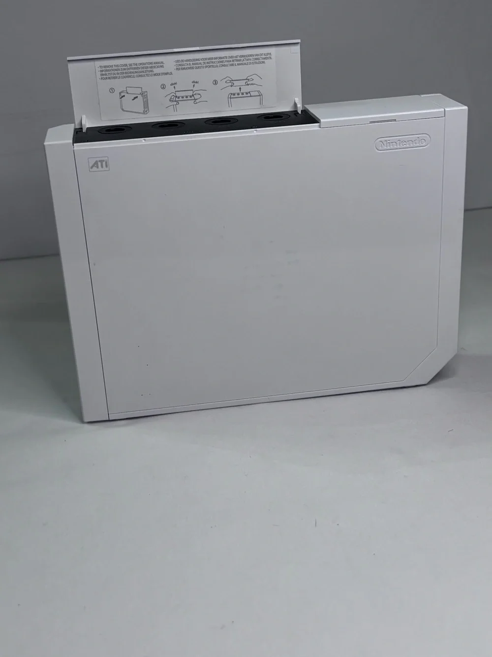 Nintendo Wii Console - White with Black Disc Slot Trim